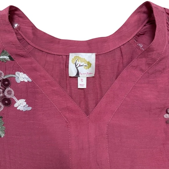 Fig and Flower Women’s Size Small Floral Embroidered Long Sleeve Mini Dress - Picture 2 of 6